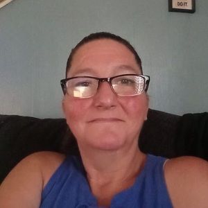 Meet your Posher, Leanne